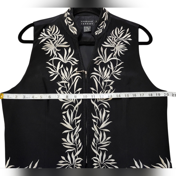 Spenser Jeremy Embroidered Silk Vest, Womens Zip Up Black Silk Vest, Size Large - Picture 7 of 11